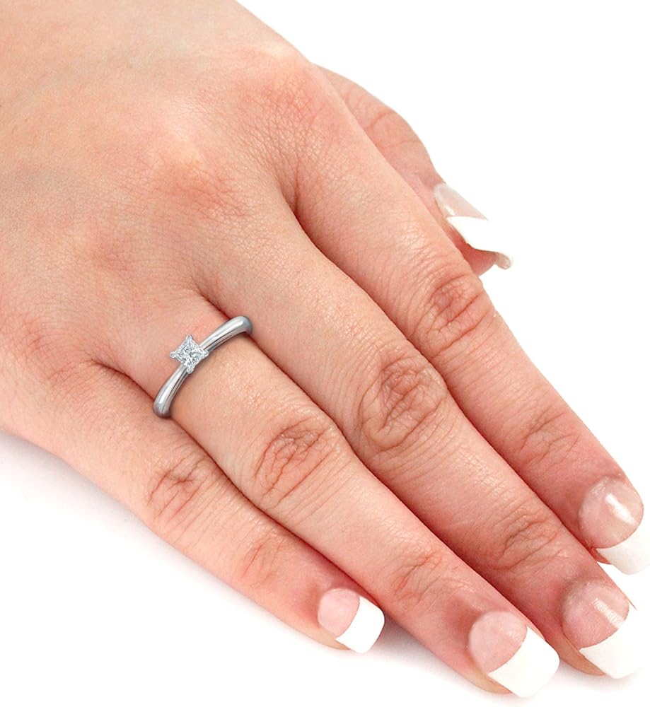 Gleaming Poise Diamond Ring