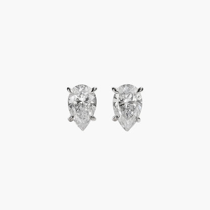 Solitaire Round Shaped Diamond Earring