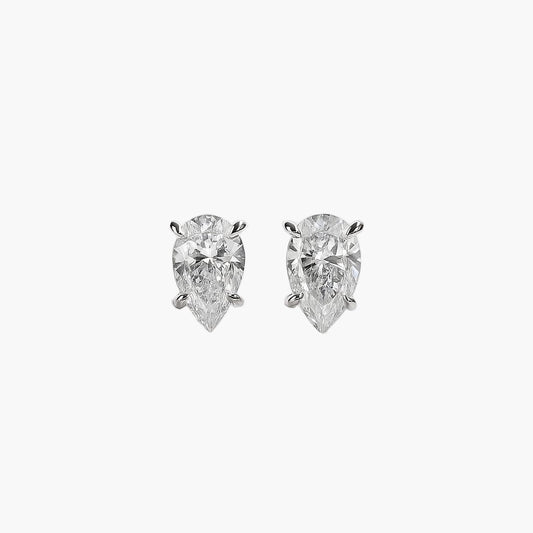 Solitaire Round Shaped Diamond Earring