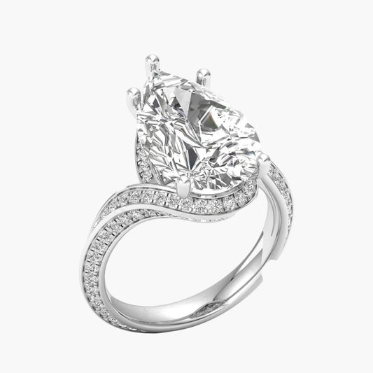 Queen's Bee Diamond Ring
