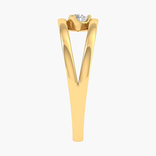 Vivid Diamond Ring