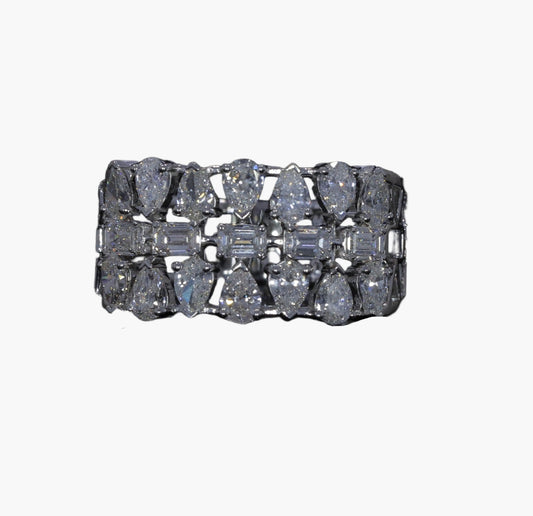 Awestruck Diamond Ring