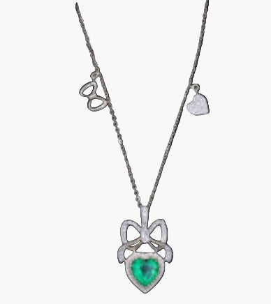 Emeribow Heartiest Diamond Necklace