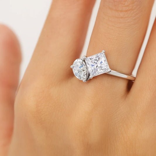 Toi-et-Moi Diamond Ring