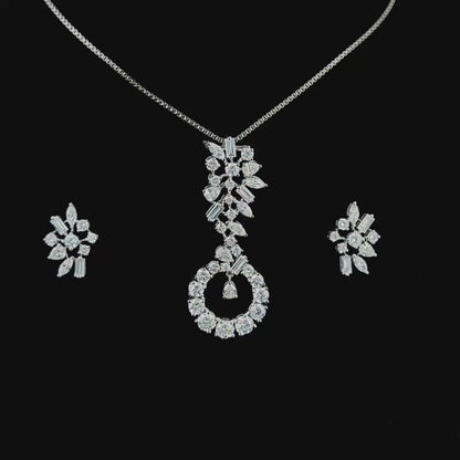 Subtle Solfare Diamond Earrings