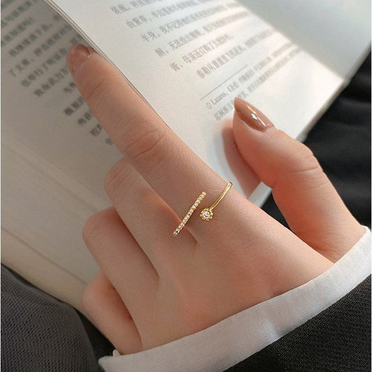 Timeless Flicker Diamond Ring